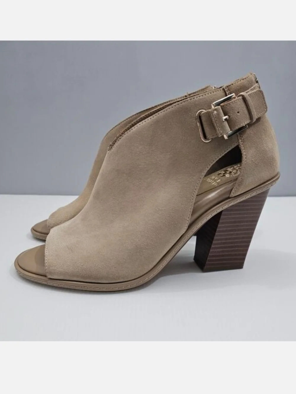 Vince Camuto Fareena Ankle Bootie Womens 11 Tan Leather Peep Toe Block Heel NEW